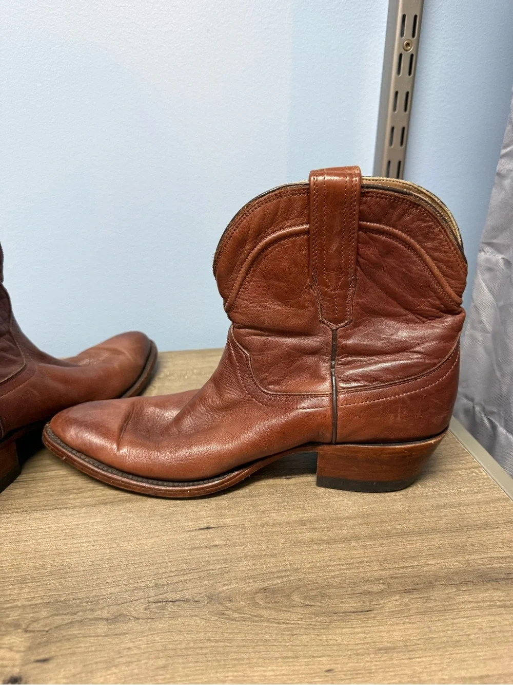 Tecovas Brown Leather Cowboy Boots - Classic Western Pull-On Women’s size 9 E - Picture 9 of 11